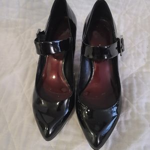 JESSICA SIMPSON size 7 black 2-inch high-heeled shoes